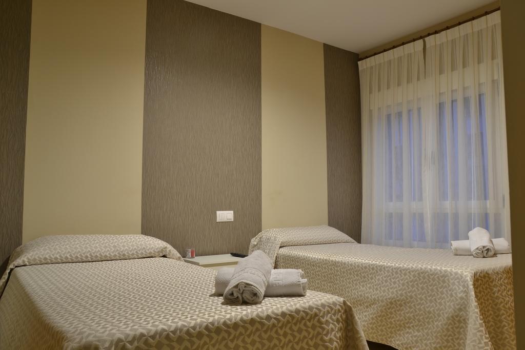 Hostal El Bugar テルエル エクステリア 写真